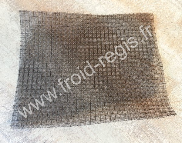 BRE307 Filtre à air condenseur code 18106 Merci d'indiquer le modèle de votre machine il est indispensable