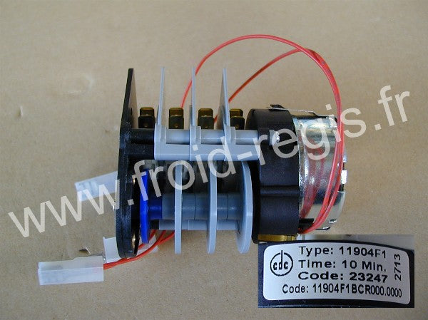 BRE711 Timer électro-mécanique 220-240V/1/50Hz - 10 minutes OLD VERSION SL35 code 23247 Merci d'indiquer le modèle de votre machine il est indispensable