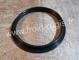HOF-C319 - Joint goulotte pour FM300 à 1800 code 473494R01 Merci d'indiquer le modèle et le numéro de série de votre machine ils sont indispensables