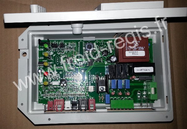 ICF203A Carte électronique ''NTC'' - 2011F80c-F125c code 81414543F120-F200 code 62046215 Merci d'indiquerle modèle et le numéro desérie de votre machineils sont indispensables