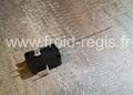 ITV-Q211 Micro-contact stockagepour IQ - code 2517 Merci d'indiquerle modèle et le numéro desérie de votre machineils sont indispensables