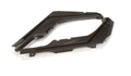 MAN-U603 glissières de porte / track door assy pour U0140 à 0310 code 040004329 remplace 040003536 Merci d'indiquer le modèle et le numéro de série de votre machine ils sont indispensables