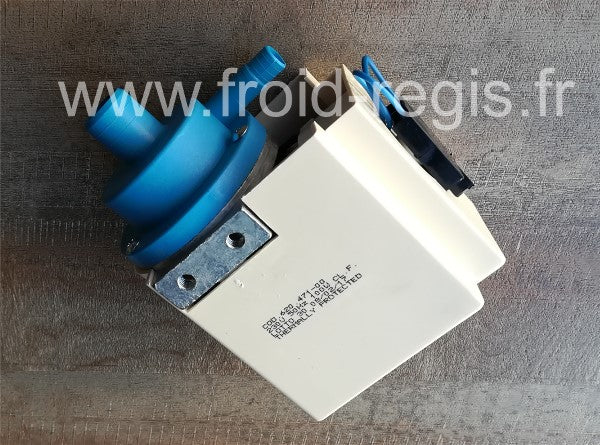SCO-EC102 Pompe d'évacuation 230V/50Hz code 62047100 Merci d'indiquer le modèle et le numéro de série de votre machine ils sont indispensables