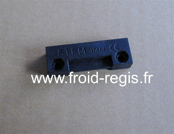 SCO735 Aimant stockage pour modèles NW_8 avec carte électronique 33580250 code 19350007 Merci d'indiquer le modèle et le numéro de série de votre machine ils sont indispensables